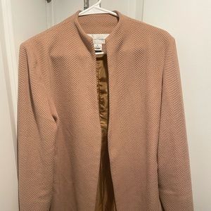 Vintage camel coat, 100% wool, silk lined
